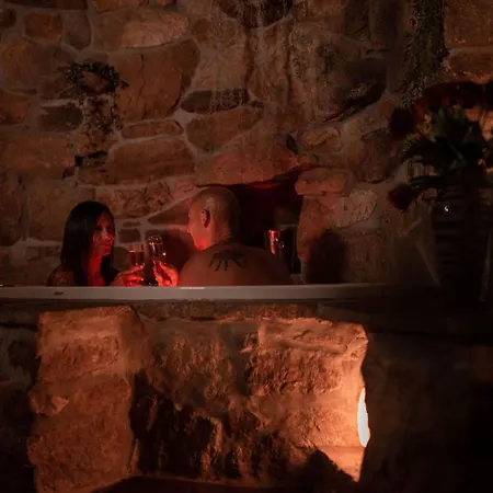 With Whirlpool And Sauna In Casa vacanze *